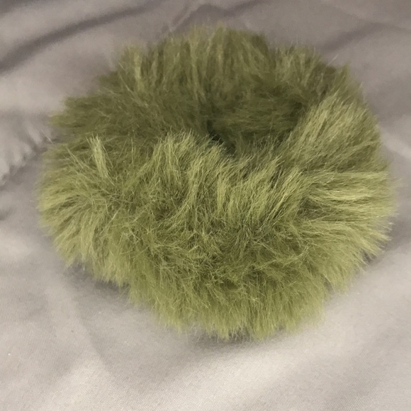 2 set, scrunchies from Icing. - Picture 3 of 5